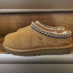UGG Tasman Slippers
